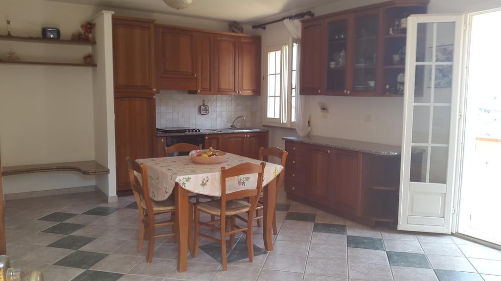 Casa Leoni Каполівері Номер фото